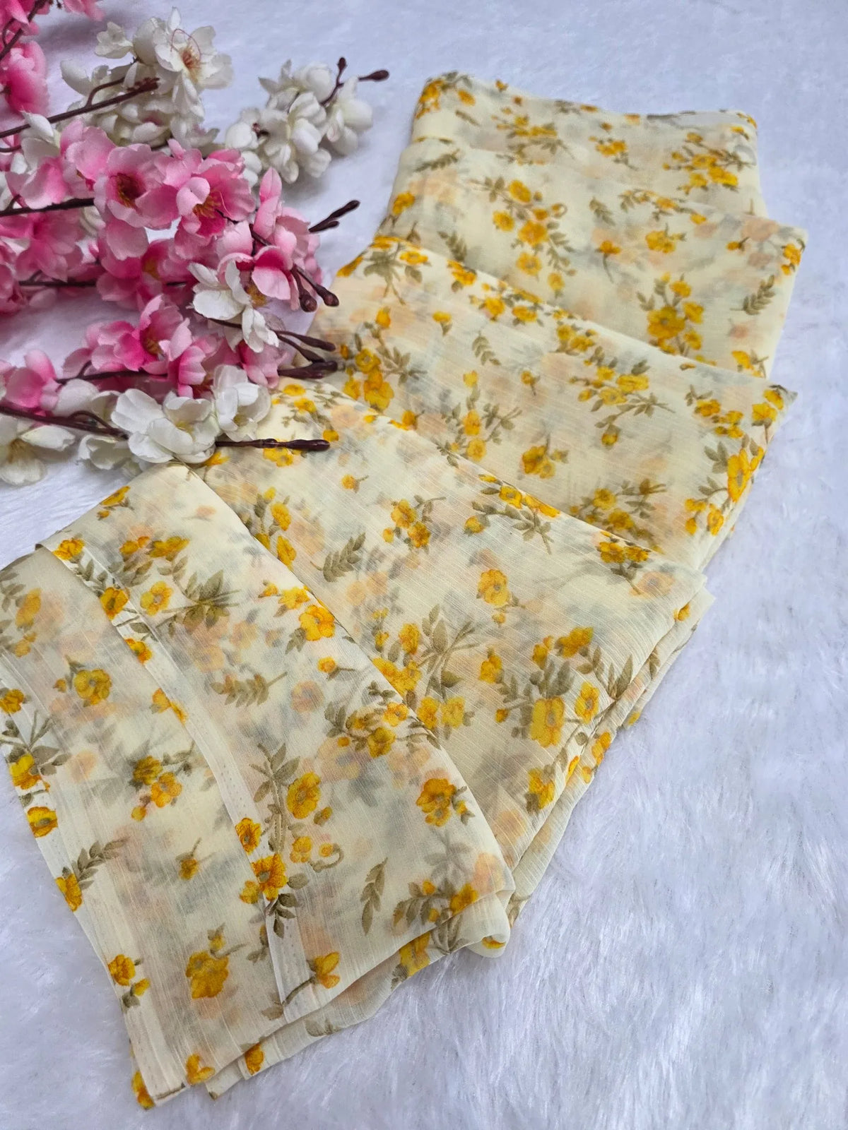 CA1466 Lightweight Elegant Semi Chiffon Flower Print Saree - Yellow