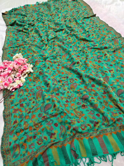 682011 ट्रेंडिंग अजरख प्रिंट इटैलियन क्रेप सिल्क साड़ी - मस्टर्ड 