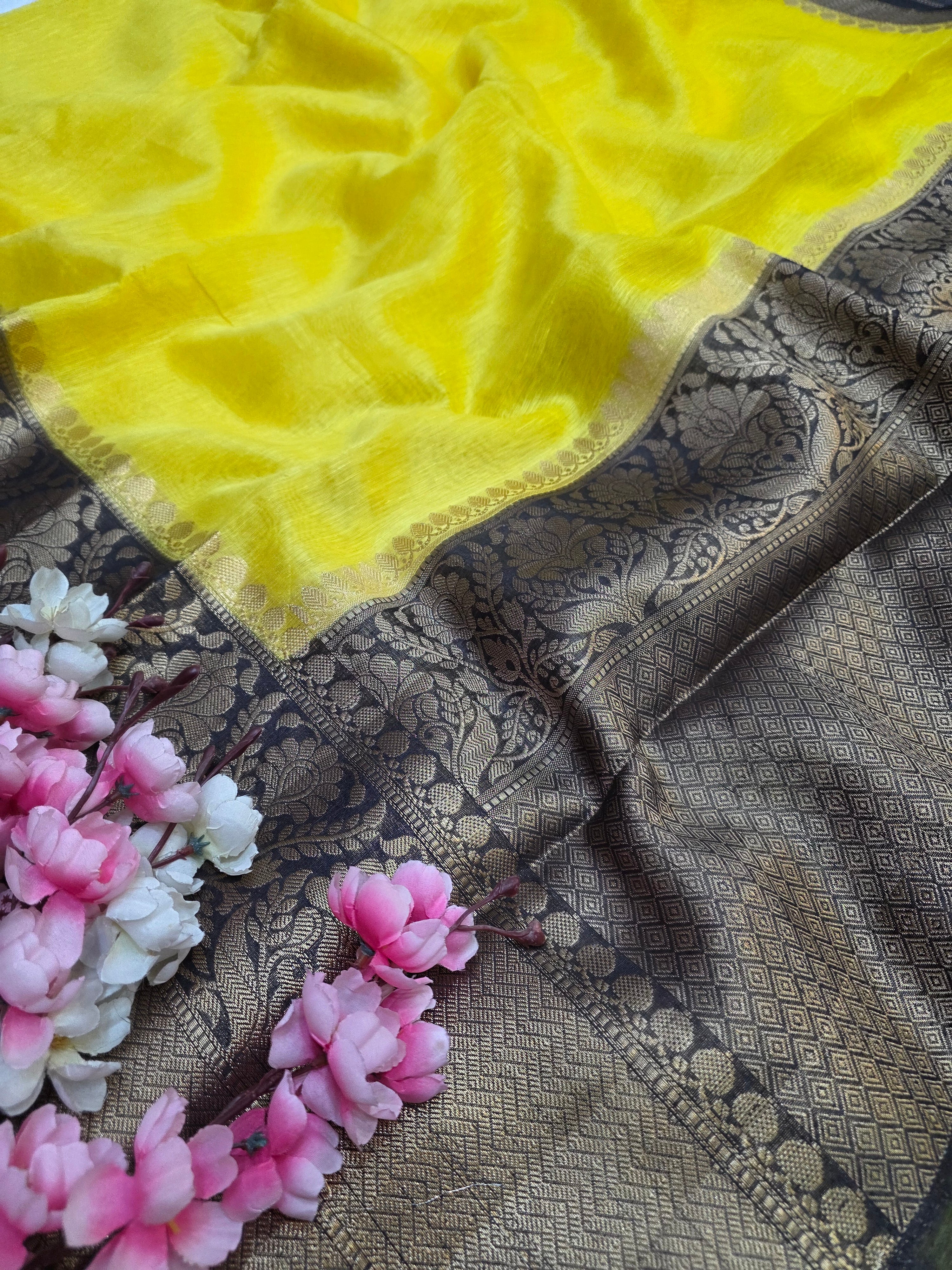 270002 कांजीवरम स्टाइल बनारसी साड़ी - पीला 