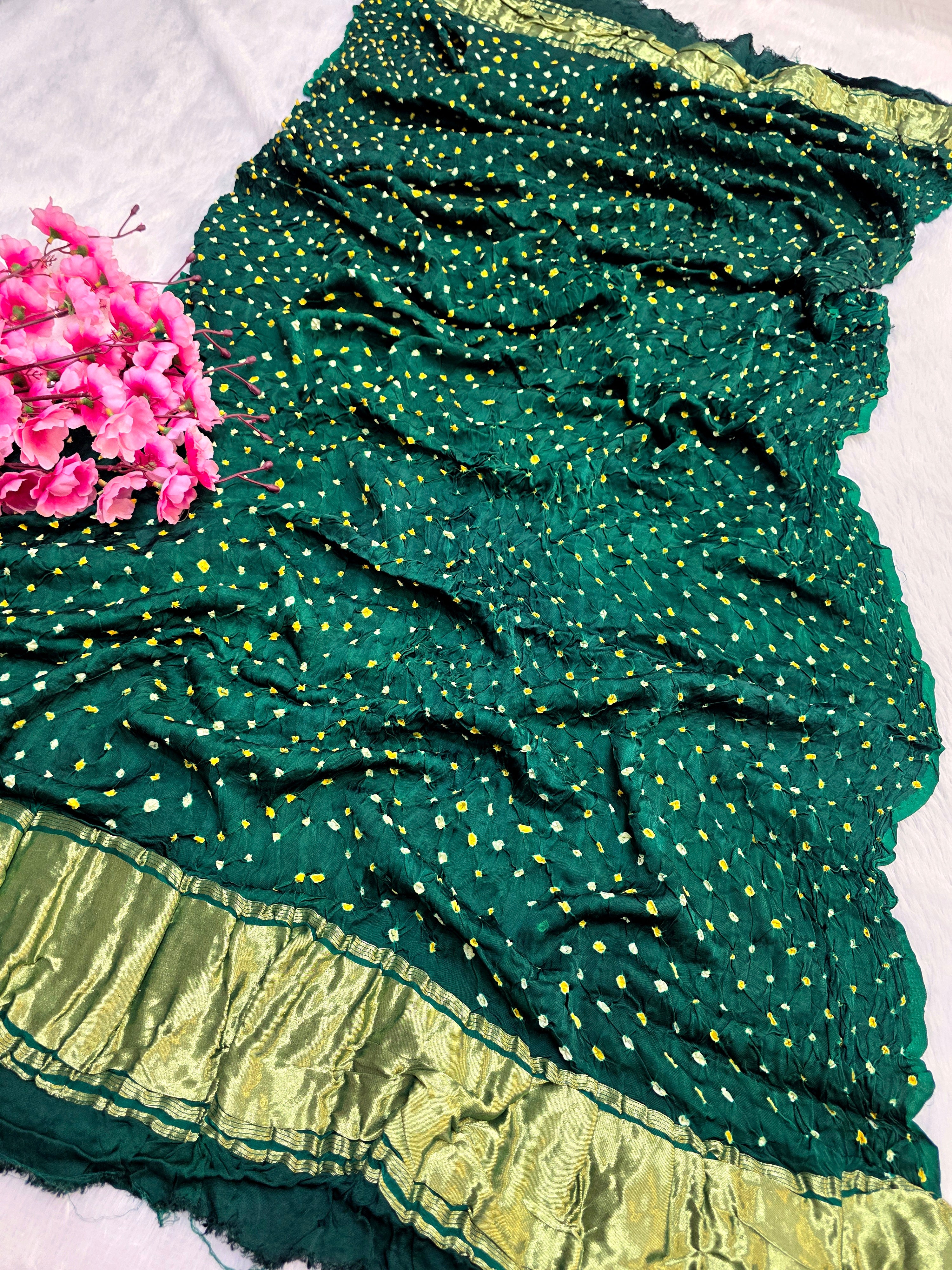 393001 शुद्ध गज्जी सिल्क हाथ बांधनी दुपट्टा - हरा 