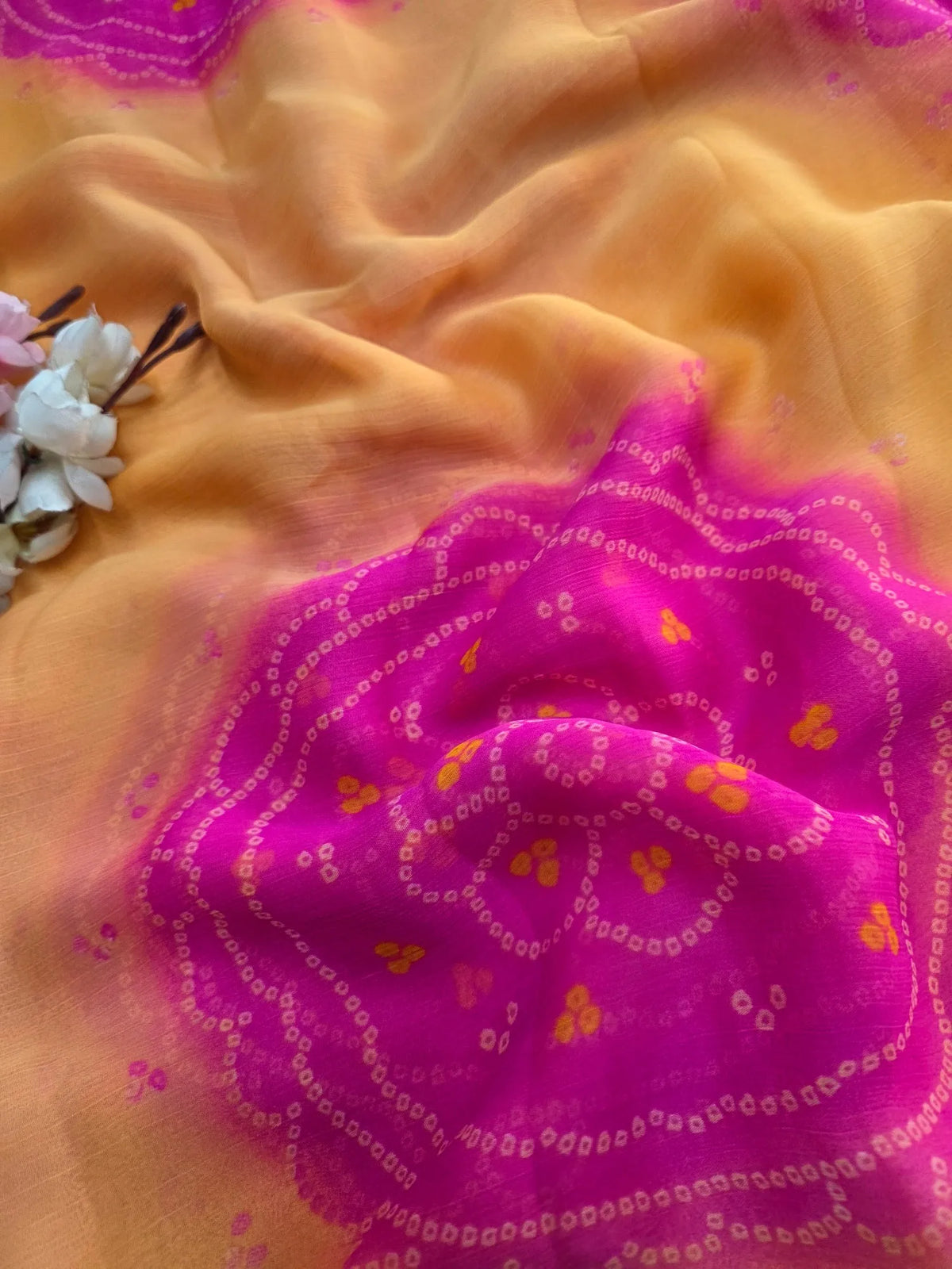 CA1486 Lightweight Elegant Semi Chiffon Bandhani Print Saree - Peach Pink
