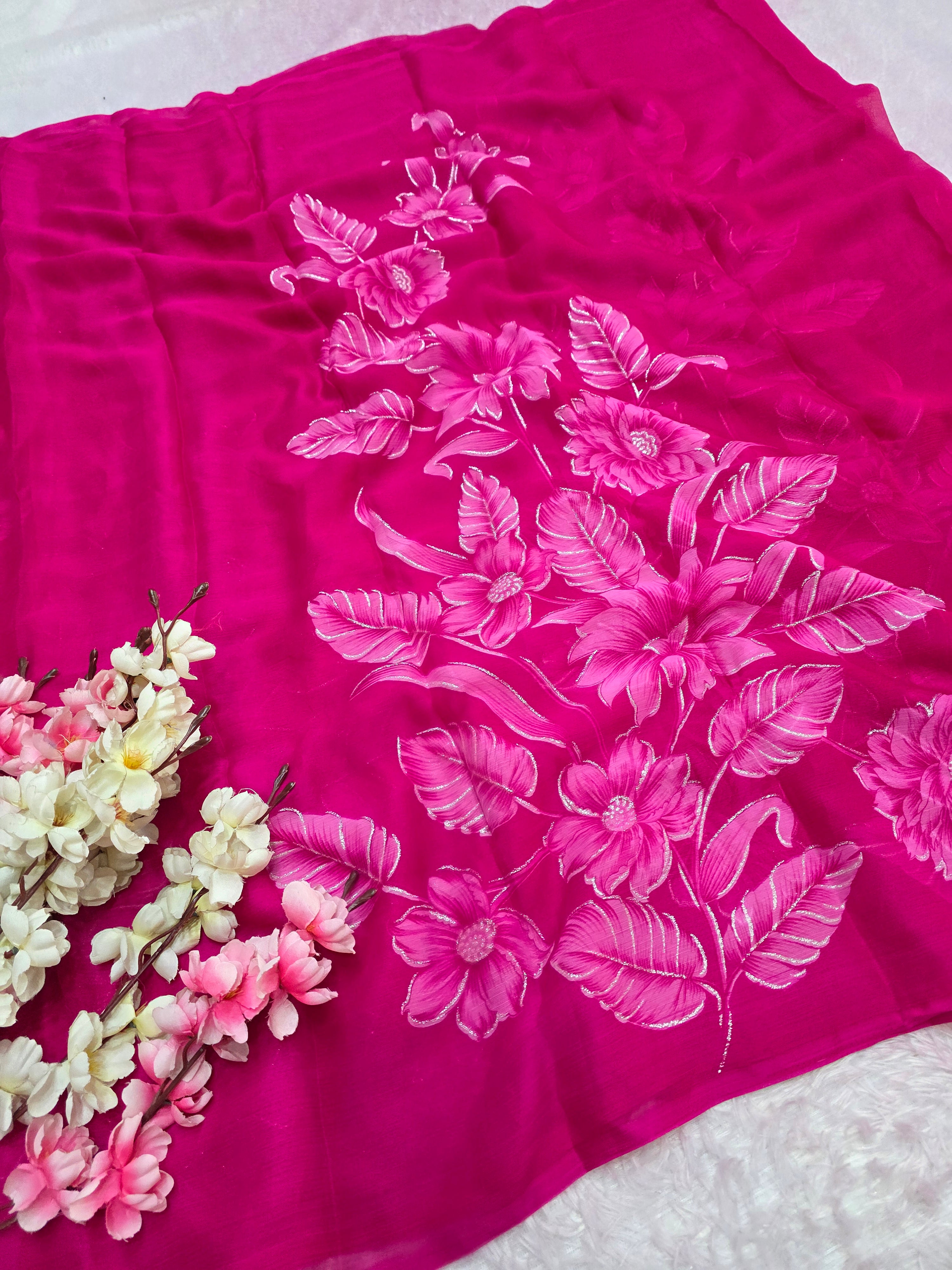 991003 Lightweight Elegant Semi Chiffon Flower Print Saree with Zari Print - Pink