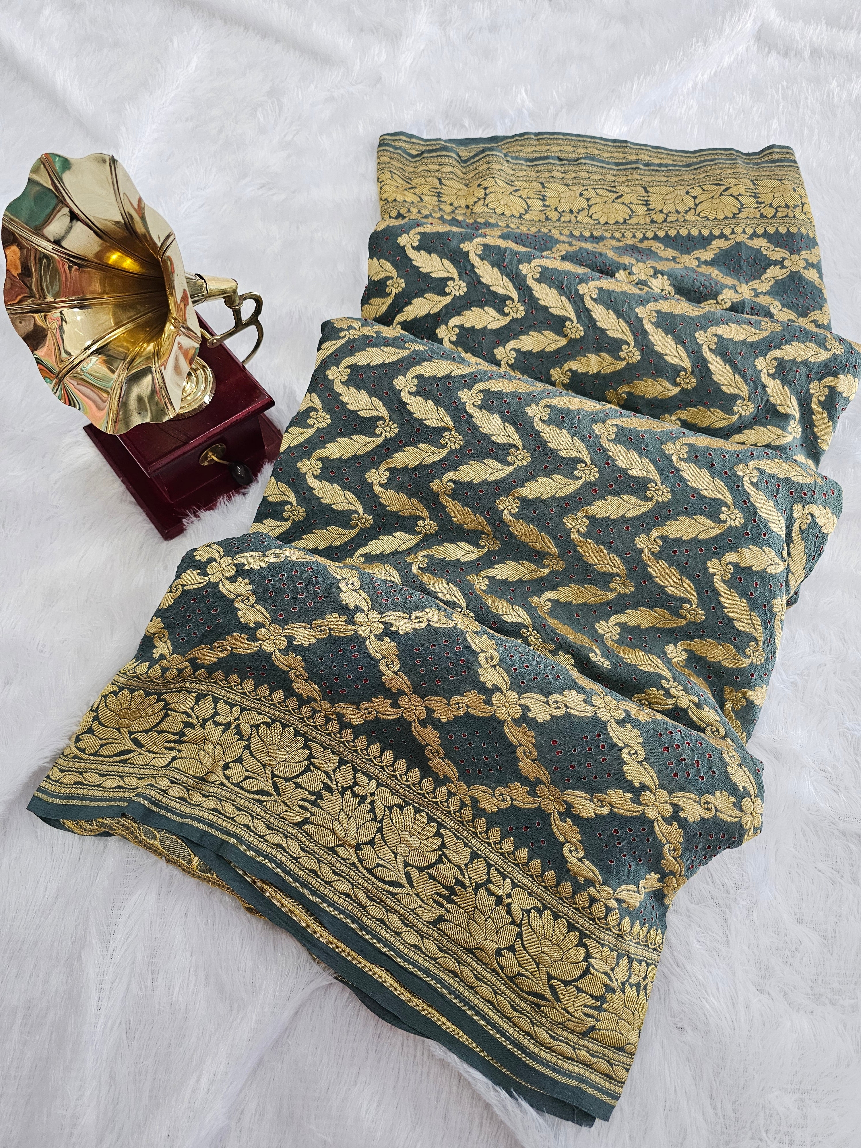 755004 Pure Georgette Gray Color with Red Rai Dana Bandhani Saree