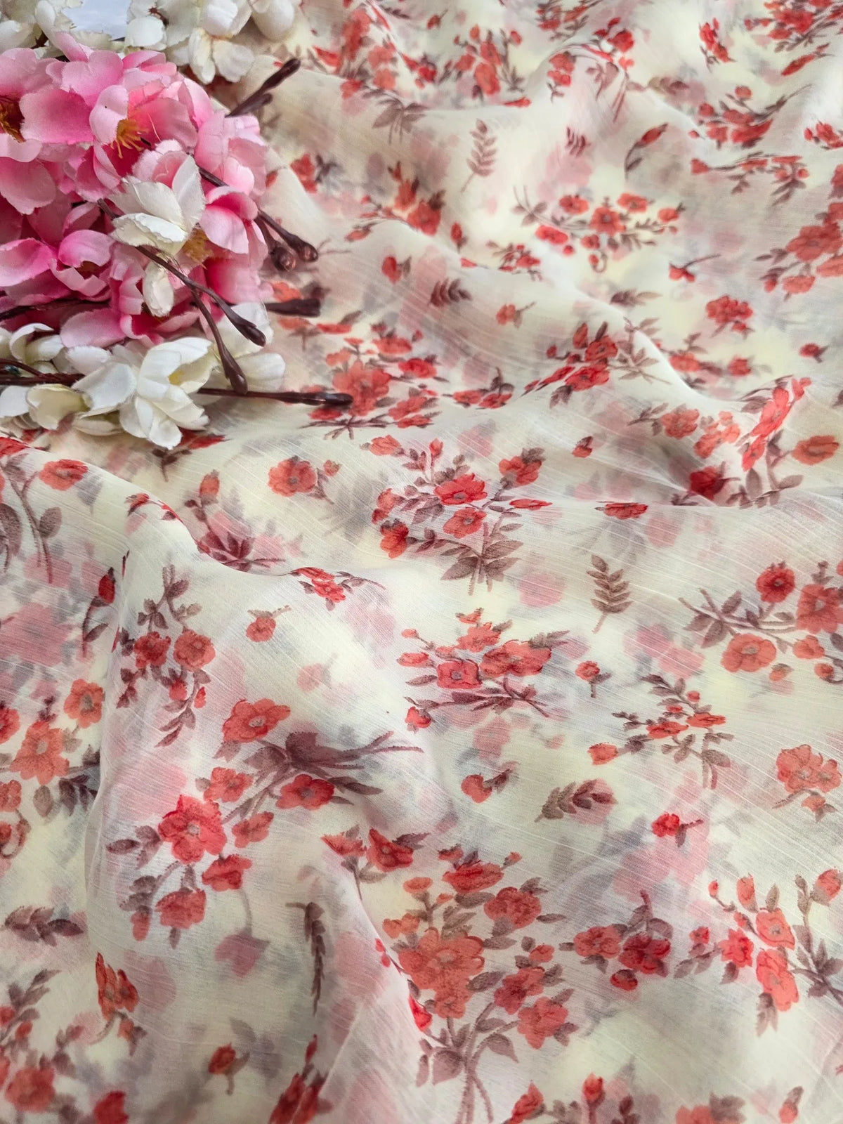 CA1466 Lightweight Elegant Semi Chiffon Flower Print Saree - Red