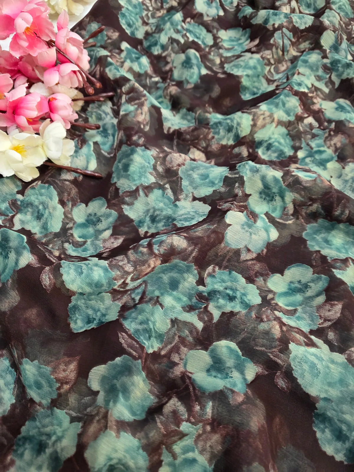 CA1031 Lightweight Elegant Semi Chiffon Flower Print Saree - Wine