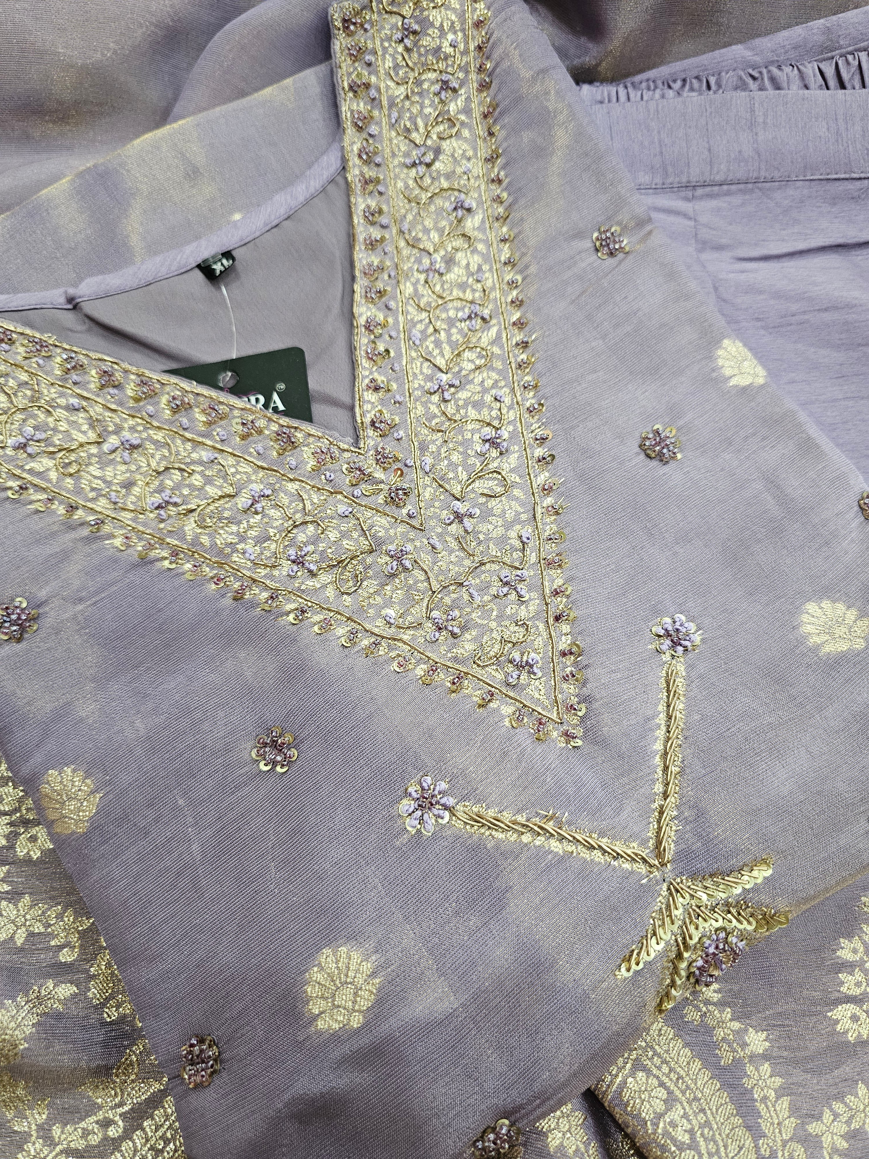 691007 Pure Tissue Silk Designer Kurti with Banarasi Dupatta And Pant