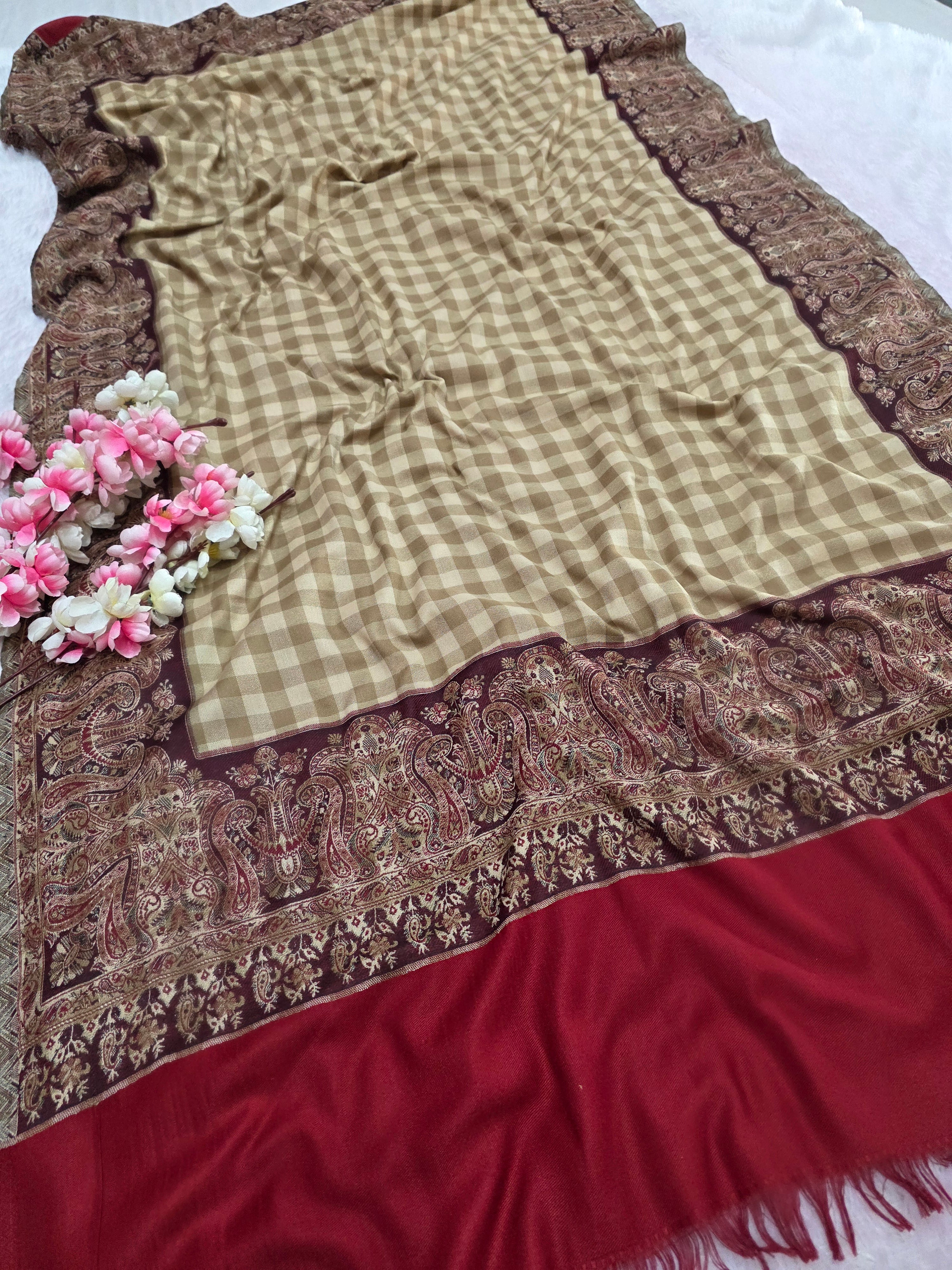 10405 Very Soft and Worm Woolen Shawl - Beige