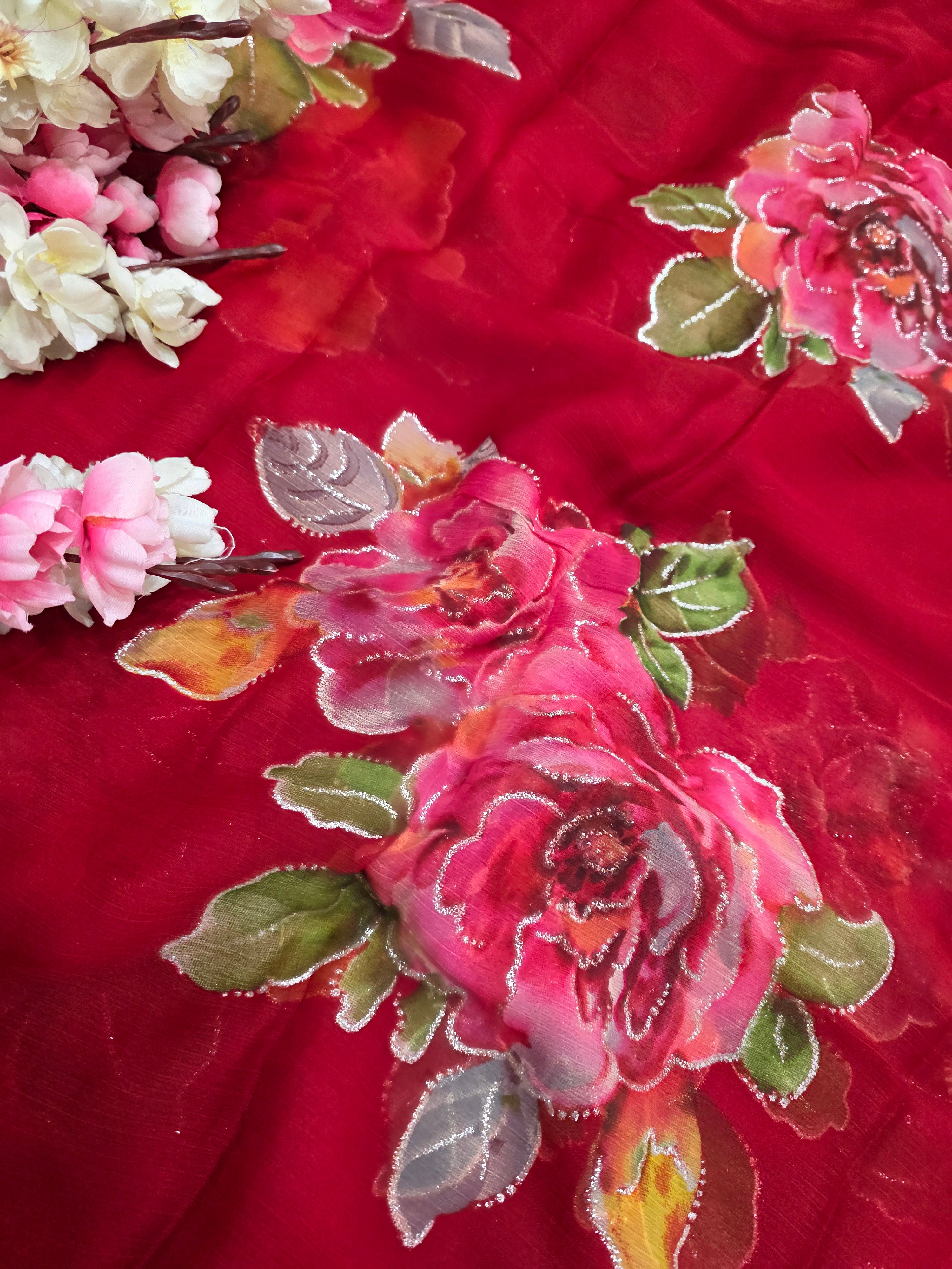 991004 Lightweight Elegant Semi Chiffon Flower Print Saree with Zari Print - Red