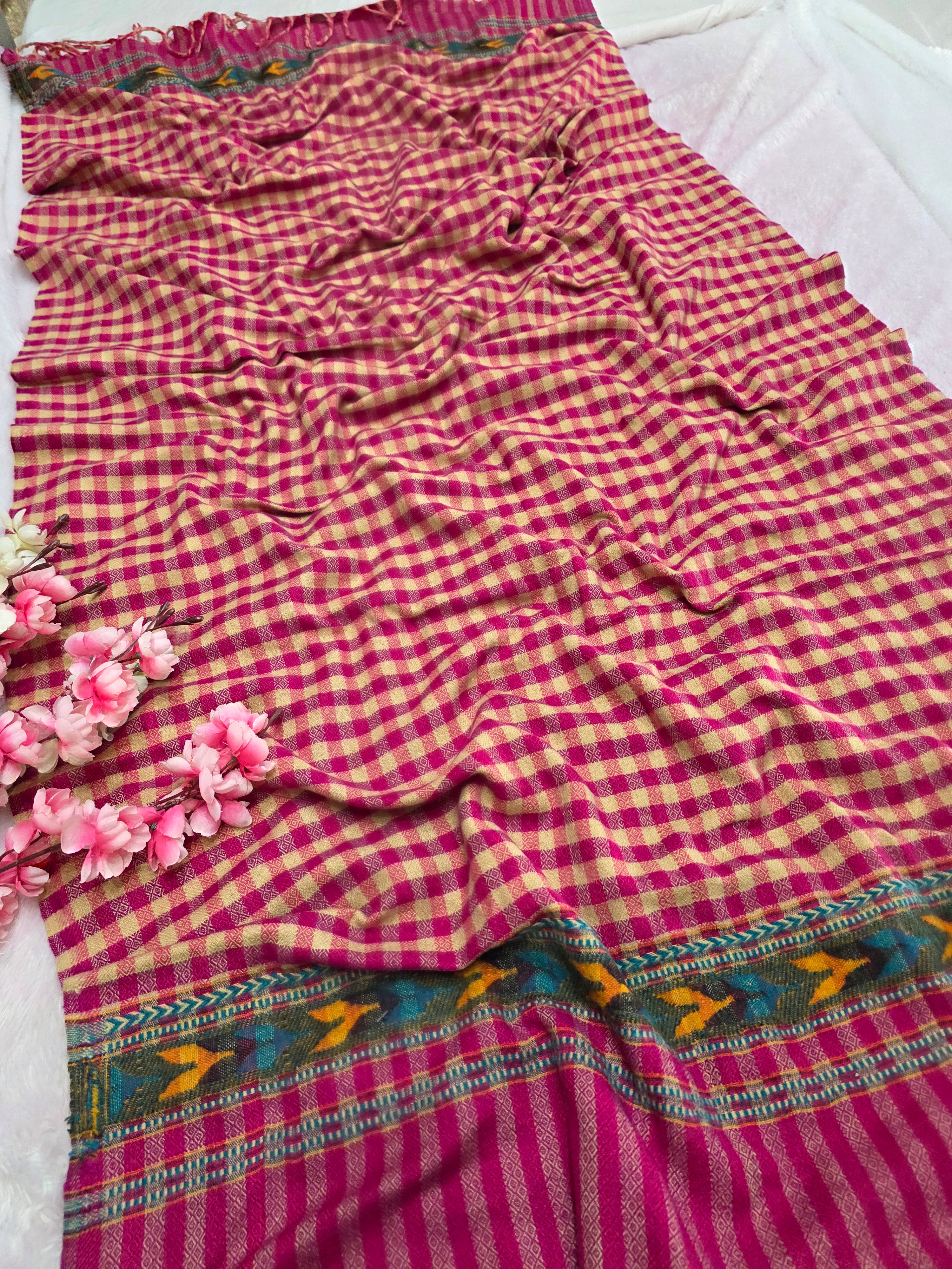 10403 Very Soft and Worm Woolen Shawl - Pink