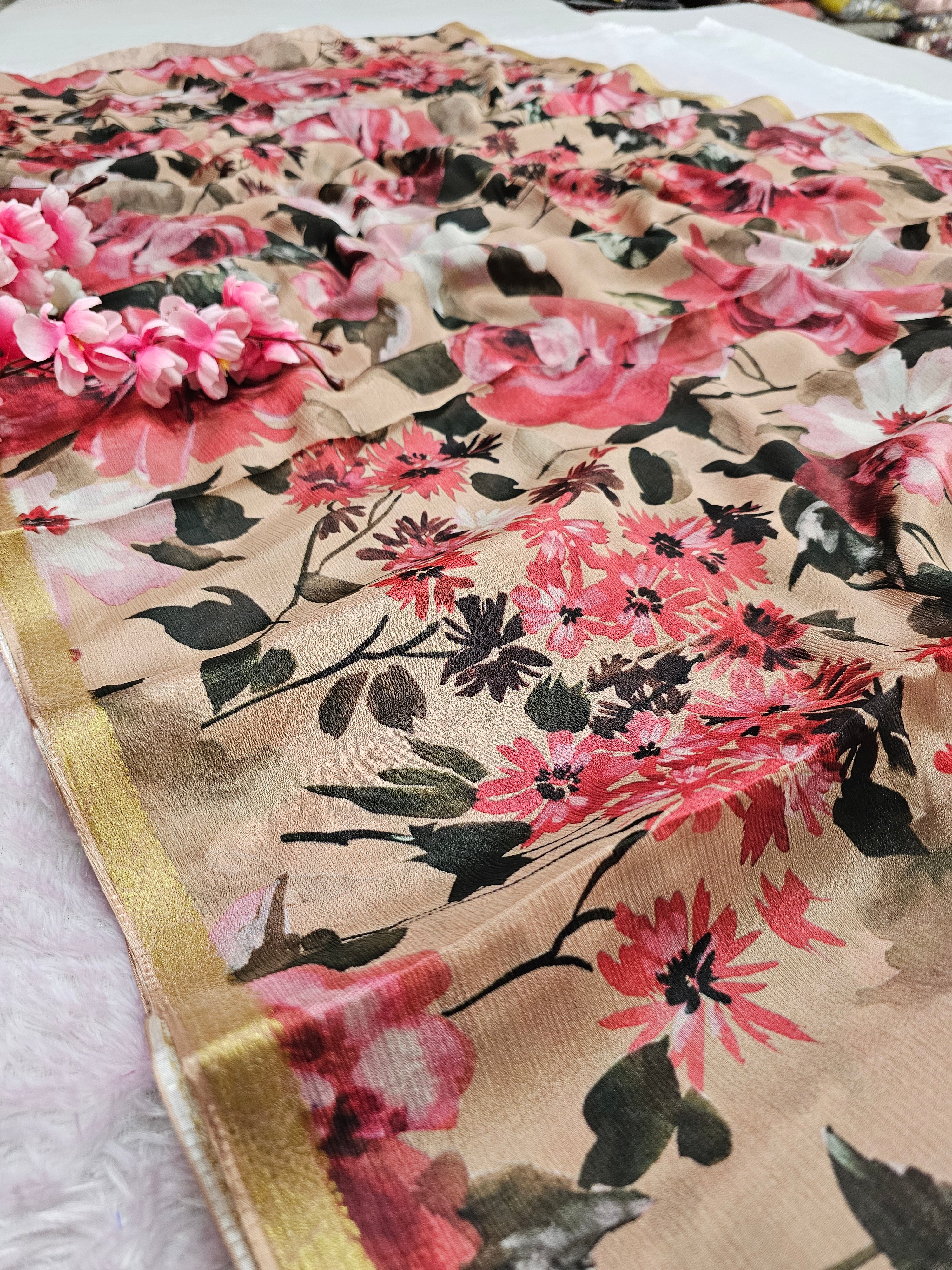 शुद्ध टसर सिल्क हाथ से बनी लेहरिया साड़ी प्रीमियम गोटापट्टी वर्क के साथ - 8837