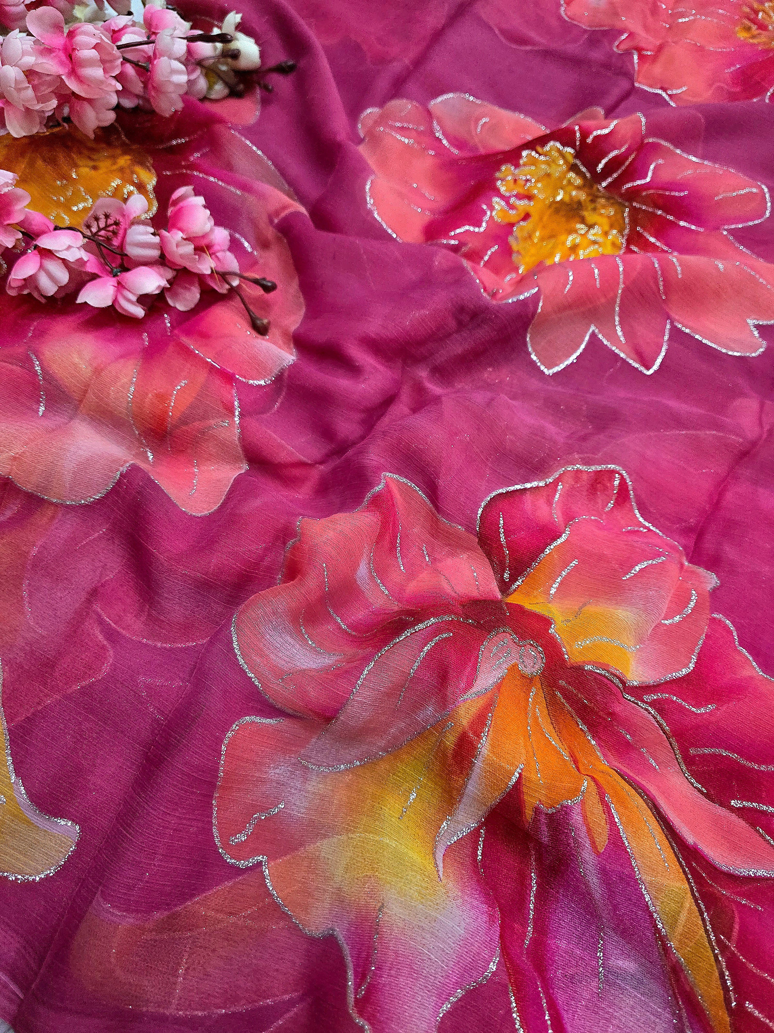 991001 Lightweight Elegant Semi Chiffon Flower Print Saree with Zari Print - Pink