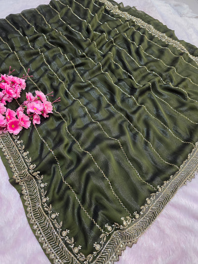 525003 फैंसी पार्टी वियर साड़ी बॉर्डर पर हैवी हैंडवर्क और डिज़ाइनर हैवी ब्लाउज़ के साथ - हरा 