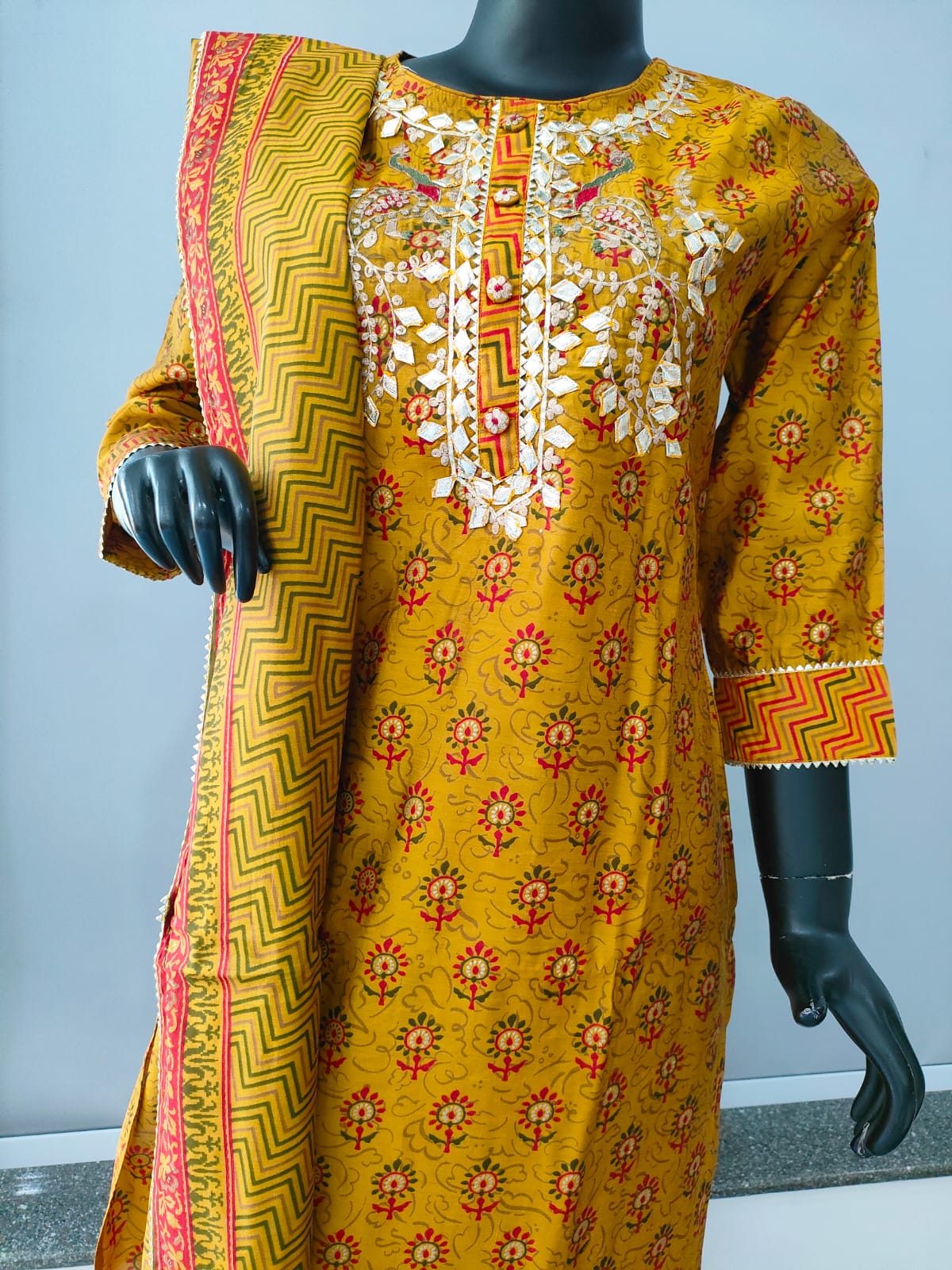 9658 Muslin Silk Straight Pant Dupatta Set