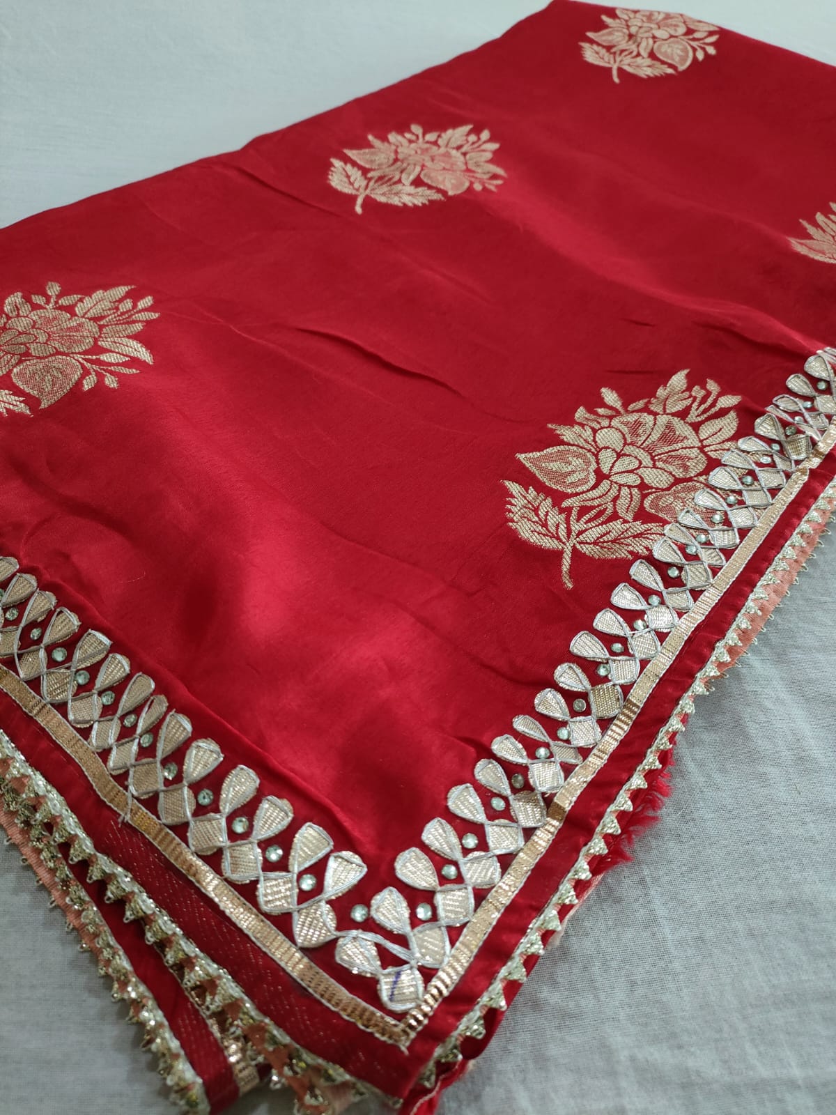 114003 Banarasi Party Wear Saree - Red
